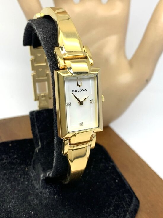 Bulova Women\'s Watch 97P141 Quartz Mother of Pearl Diamond Dial Gold Steel 18mm main image 8
